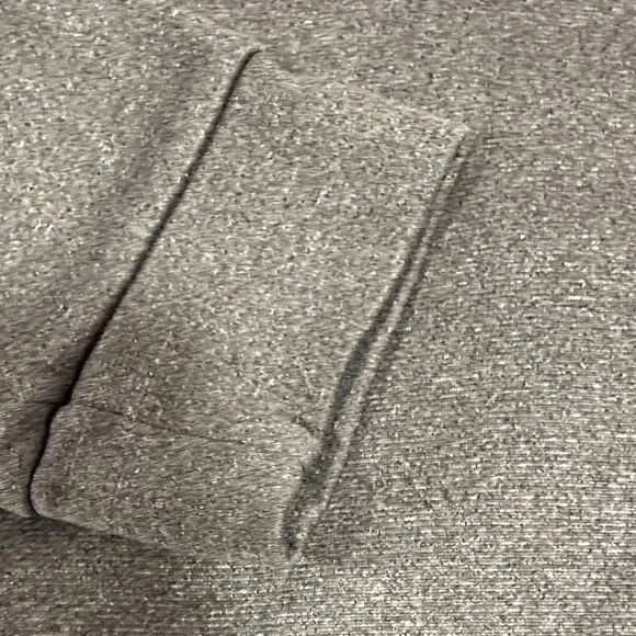 Under Armour Charcoal Quarter-Zip Pullover VGUC - Picture 5 of 9